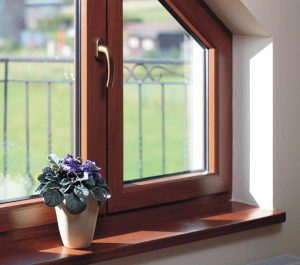 Преимущества коричневых окон ПВХ: эстетика, функциональность и долговечность