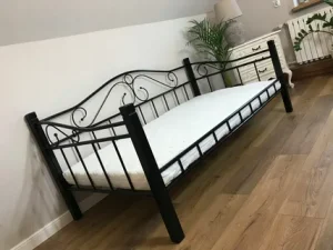 Металлические кровати: идеальный выбор для интерьера